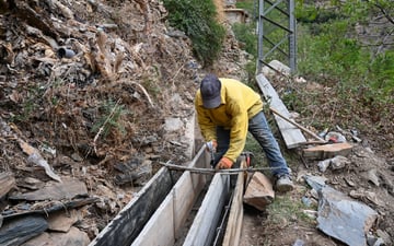 DSC 464