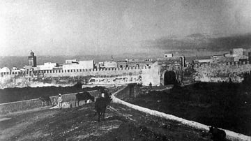 8623959061 76f5970c4d z