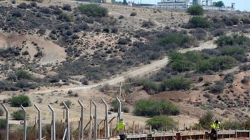 5c9a9388230000a5006d9a81