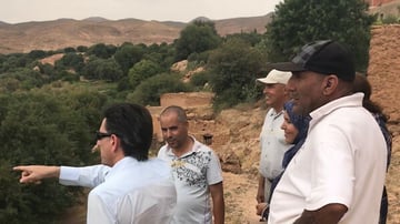 Cooperative building challenges